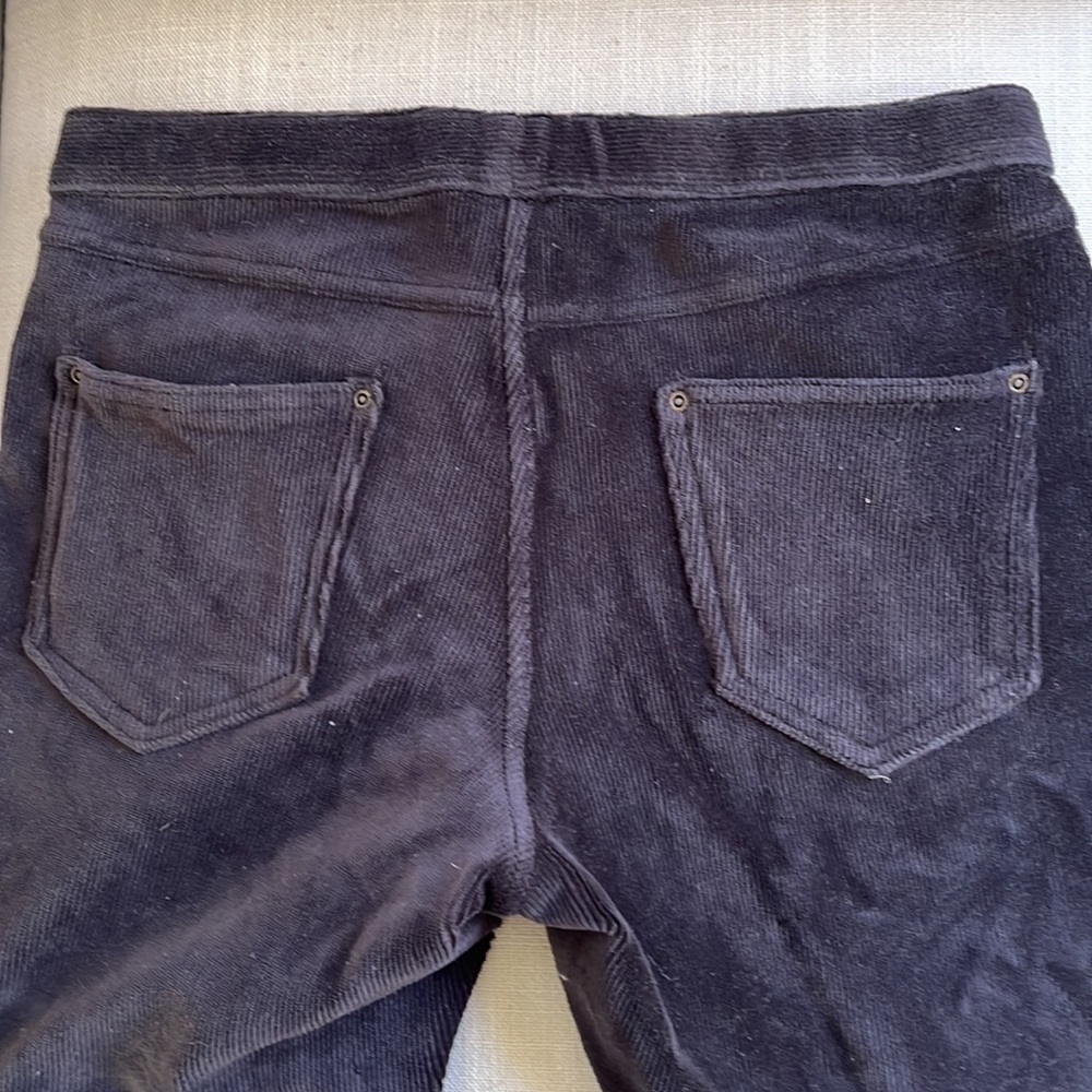 Hue Black Corduroy Leggings. Size Small - Picture 2 of 3
